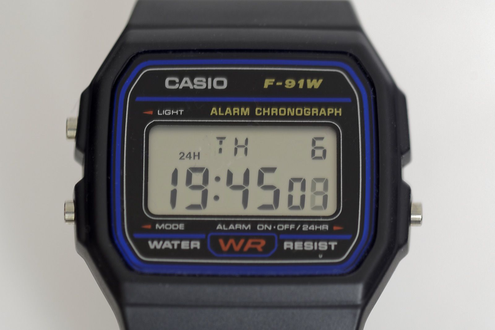 Digital watch displaying date and time — ISO 8601 date-time notation